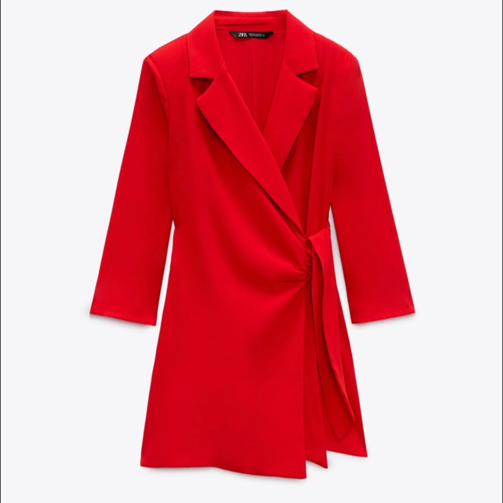 Never been worn! Tags still on!